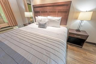 Pools, view, honeymoon suite, new caravelle resort - 8