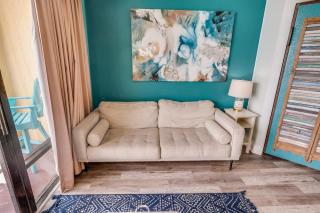 New Caravelle Resort 1BR Fully Remodeled Pools! - 5