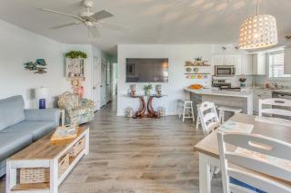NMB Condo Walk to the Beach or Use the Pool! - Myrtle Beach - 0