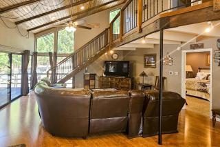 Paradise Place - 9