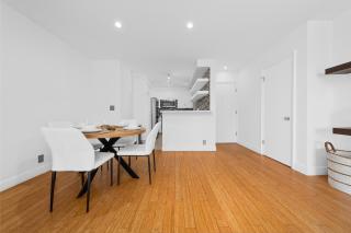 The Orchid-Beachfront Bliss Spacious 2BR Apt In Santa Monica - 1