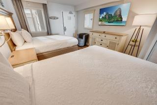 Newly Remodeled 1BR Oceanfront Views Heated Pools! - 3