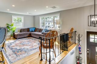 Family Gem with Spacious Yard 5 Mi to Second Beach - 5