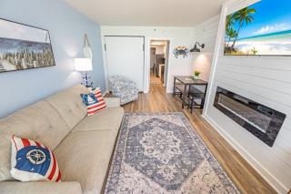 Compass Cove 1BR Direct Oceanfront,Heated Pools! - 8