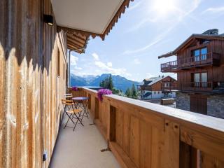 Appartement moderne avec balcon, proche des pistes, parking et Wifi - FR-1-690-15 - 1