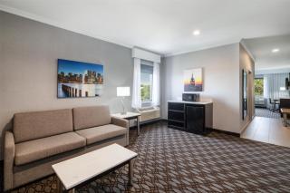 Best Western Premier NYC Gateway Hotel - 1