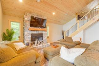 Boat Dock, BBQ and Fireside Fun Clam Lake Cabin - Siren - 5