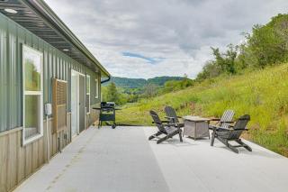 Hike, Fish and Relax Kickapoo River Cabin! - - 9