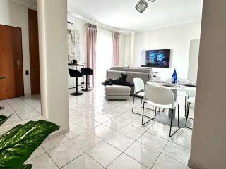 LUXURY APARTMENT OPEN SPACE with garden & free parking - 4