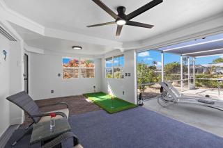 Waterfront Fun with Heated Pool, Dock & Outdoor Kitchen - Villa Sunshine - Roelens - 8