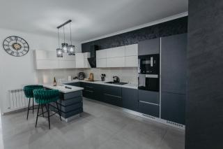 Luxury Penthouse Medias - 4