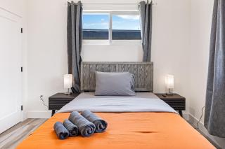 Palm Breeze Escape - 1