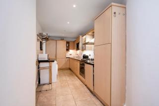 Notting Hill Large 3 Bed - 3