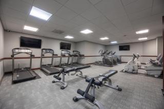 1BR Retreat, 2 Smart TVs, WiFi & Free Parking - 1