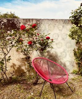 Eulalie ,maison de village avec jardin - 0