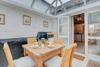 Camberley Cottage - Happisburgh - 1