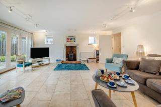 Camomile Cottage - 3