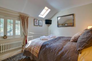 South Lodge - 3