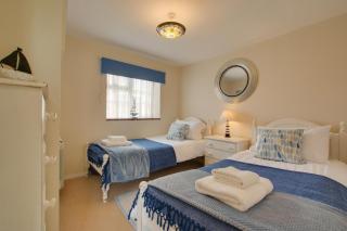 Town Yard Cottage - 4
