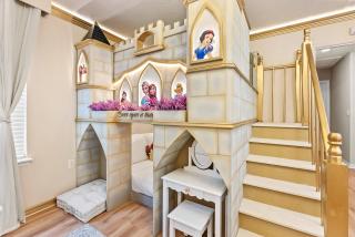 NEW 10BD At Windsor Cay Pool and Game Room - 7