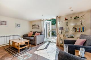 Lavender Cottage - 1
