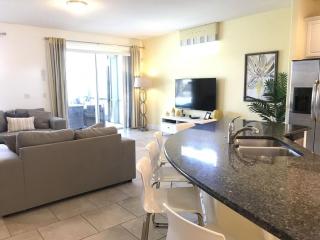 Solterra Family Vacation Home with Private Pool and Spa and Games Room Nr Disney - 3