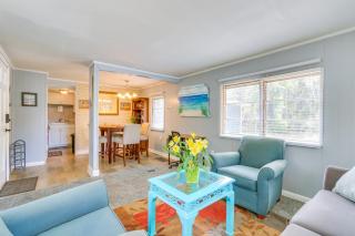 1 Mi to Sands Beach Walkable Island Home with Yard! - 9