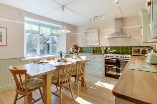 Coldburn Cottage - 6