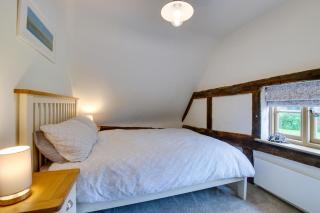 Cobblers Cottage - 2