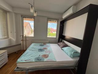 Bright and Cozy Flat near Center - Queen, Bunk and Sofa-Beds plus Large Terrace - 9