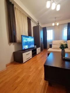 Bright and Cozy Flat near Center - Queen, Bunk and Sofa-Beds plus Large Terrace - 2