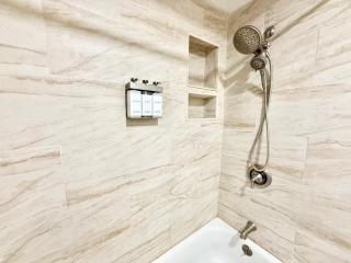 Charming Milford Montague Riverway Cottage - 6