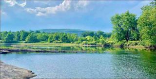 Charming Milford Montague Riverway Cottage - 3