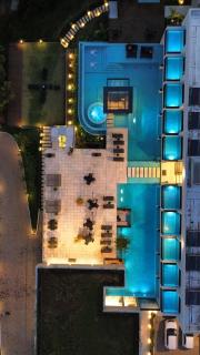 Collegare Hotel - 8