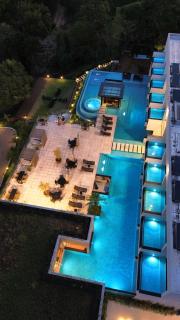 Collegare Hotel - 9