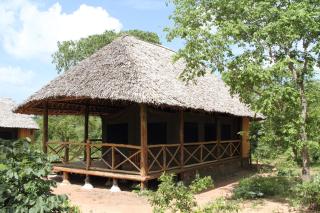 Angalia Tented Camp - Mikumi - 3