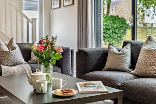 The Wynding House - 5