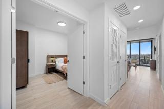 NOK Fantastic 1 BR Den in Miami - 3