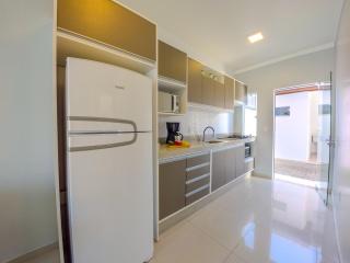 Curta Praia de Armação - Casa Girassol - 5