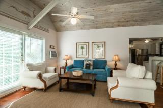 Hemingway's View - Key West - 6