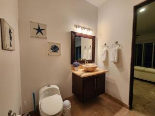 Wonderful 3Bed-2.5 Baths-Priv.Pool & BeachAccess - 5