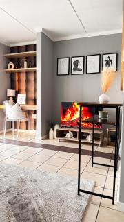 The Lux Nest - Sandton - 6