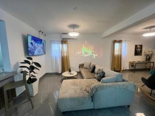 Villa Medrano Home - 9