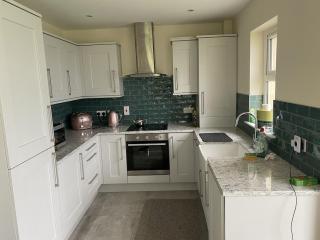 Portrush Beach Front First Floor Apartment - 7