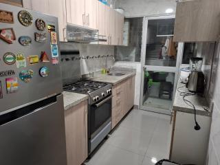 Bonito Departamento con estacionamiento, vista a parque y estadio nacional, muy tranquilo - 6