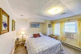 Town of Rehoboth Beach --- 44 Delaware Ave Unit 2 - 4