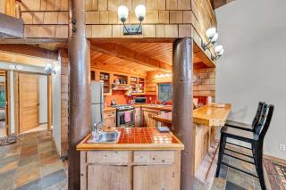 Peaceful Getaway Pet Friendly with Hot Tub and Grill - 1