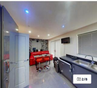 Dengenzy House - Seacroft - 6