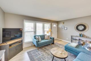 Near Dtwn Harrisburg Stylish Home with Patio and Yard - 7