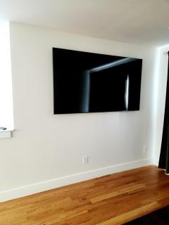 Luxury 3BR Retreat Near NYC - Newark - 7